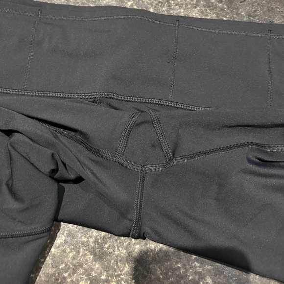 Lululemon Fast & Free High-Waisted Leggings 25” - Picture 6 of 6